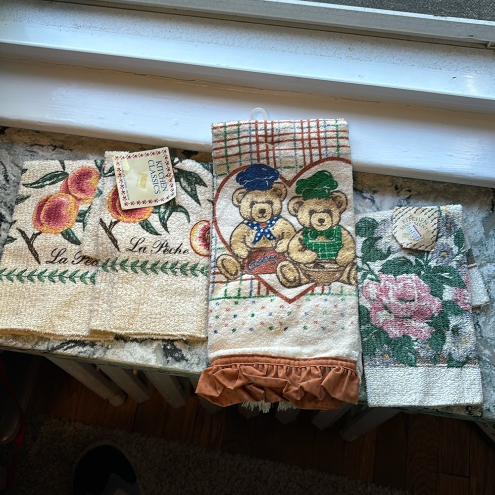 Lot of 4 Unused Vintage Dish Towels. 3 smaller ones & 1 Large Teddy Bear